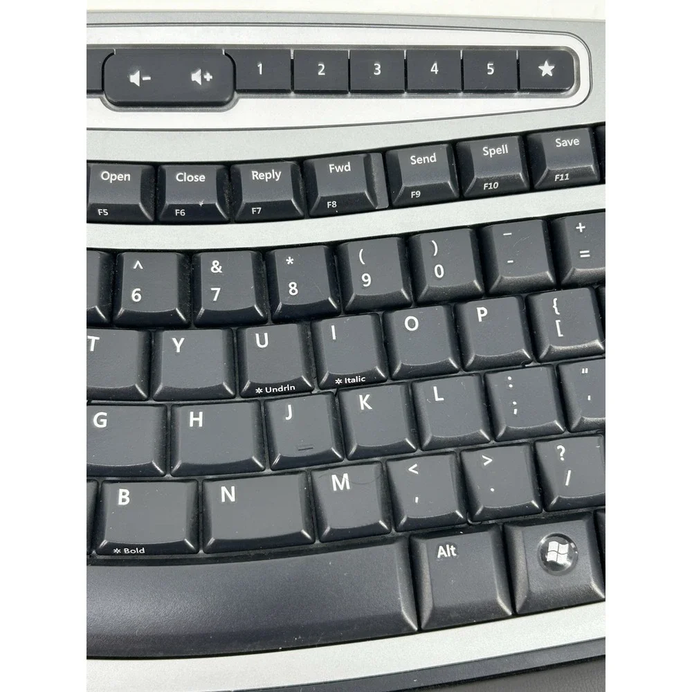 Microsoft Wireless Laser Keyboard 6000 v2.0 Ergonomic No Dongle - Nice Condition
